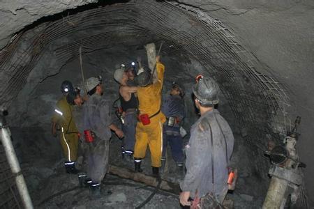 黄岩工程爆破中的危险因素分析以及应对工程爆破危险的措施